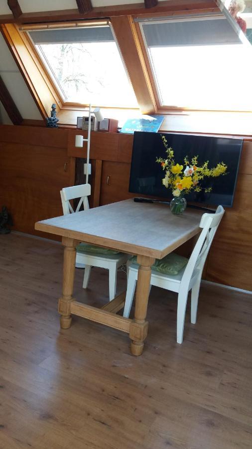 De Geheime Tuin - Uitzicht Bed & Breakfast Epe Exterior photo